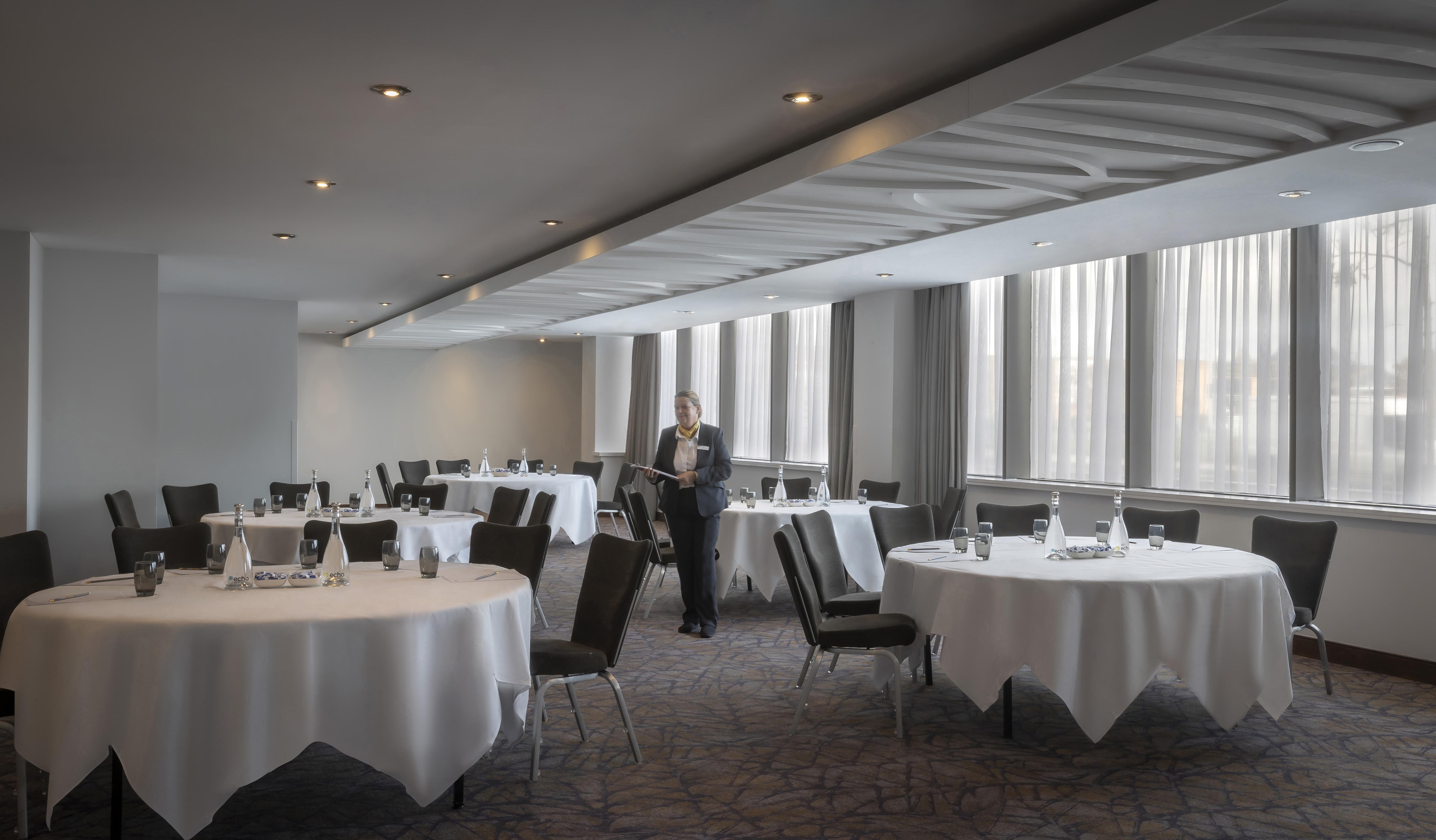 Maldron Hotel Tallaght Exteriér fotografie