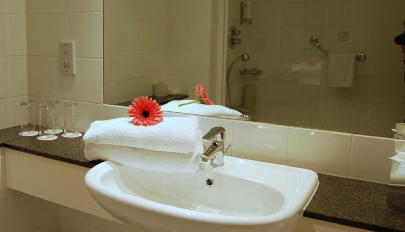 Maldron Hotel Tallaght Exteriér fotografie